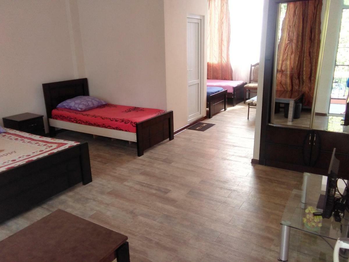 Str.Agmashenebeli 548 Hotell Kobuleti Exteriör bild